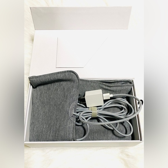 Withings Sleep Tracking Mat-Pre owned - Picture 4 of 4